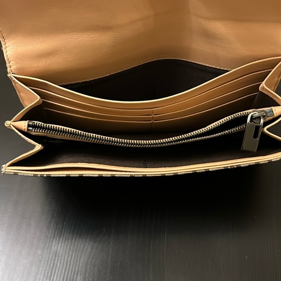 FENDI vintage canvas zucchino long wallet .Beautiful condition! - Picture 13 of 17